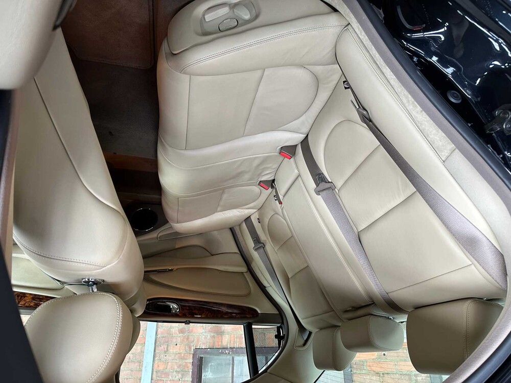 Jaguar XJ8 4.2 V8 298PS 2004 Youngtimer