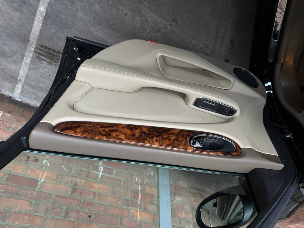 Jaguar XJ8 4.2 V8 298PS 2004 Youngtimer