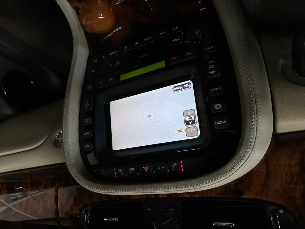 Jaguar XJ8 4.2 V8 298PS 2004 Youngtimer