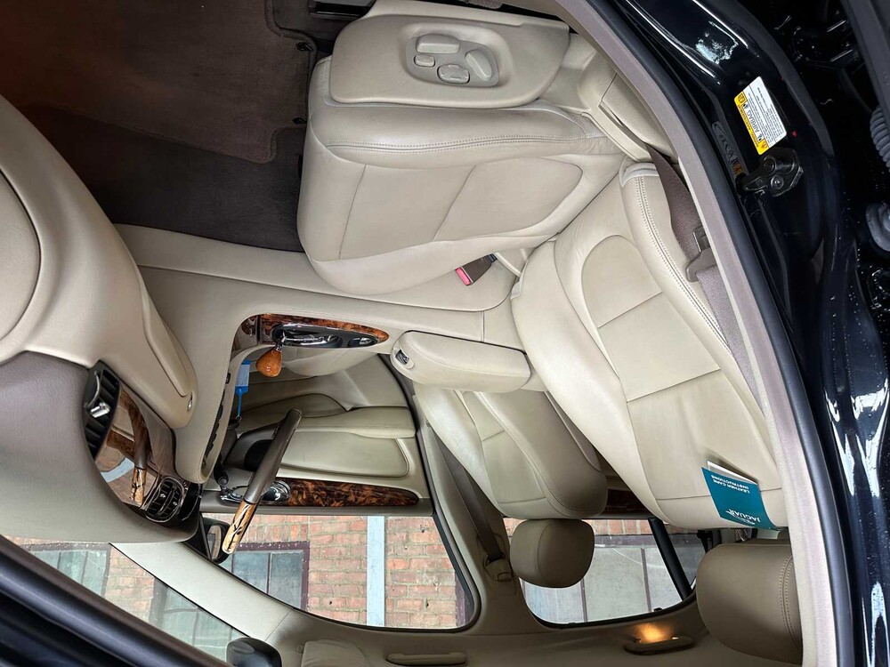 Jaguar XJ8 4.2 V8 298PS 2004 Youngtimer