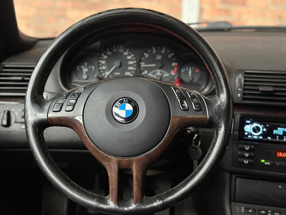 BMW 320Ci Executive 3ER REIHE 3-Serie Cabriolet 170PS 2001 ORIG-NL, 41-GX-FT