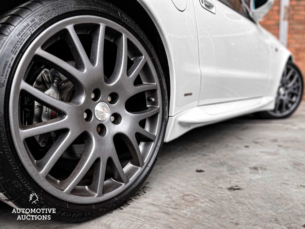 Maserati GranSport Spyder 4.2 V8 402PS (1 von 472) 'Bianco Eldorado' 402PS 2006 YOUNGTIMER