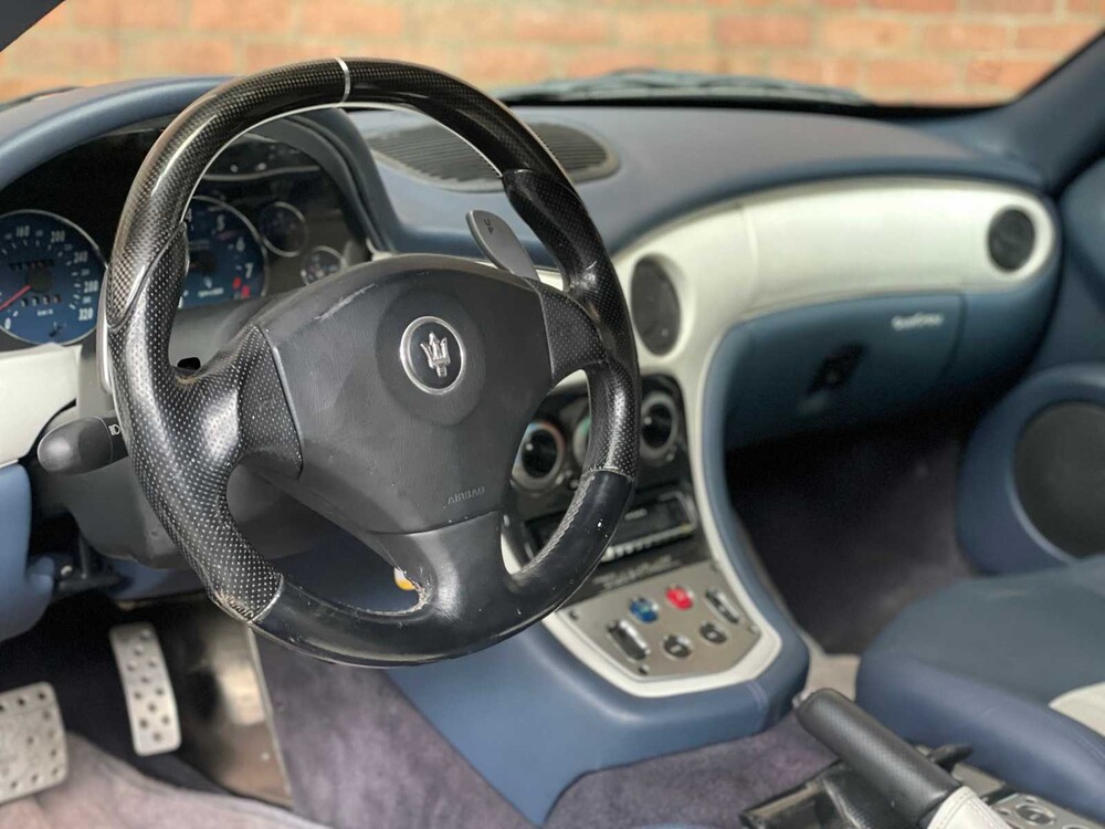 Maserati GranSport Spyder 4.2 V8 402PS (1 von 472) 'Bianco Eldorado' 402PS 2006 YOUNGTIMER