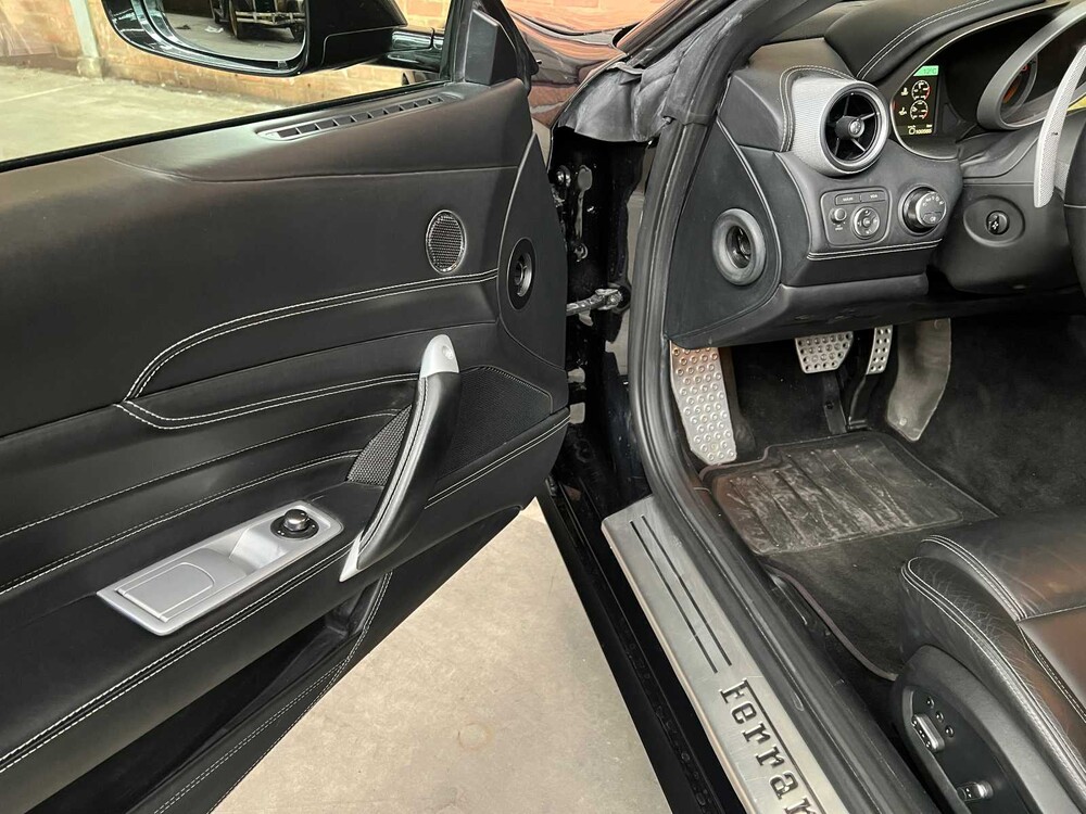 Ferrari FF 6.3 V12 661hp 2014, X-633-XH