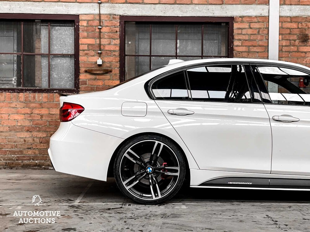 BMW 330i M-Sport Sport Line 296hp 2018 3 Series 