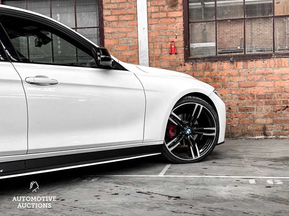 BMW 330i M-Sport Sport Line 296hp 2018 3 Series 