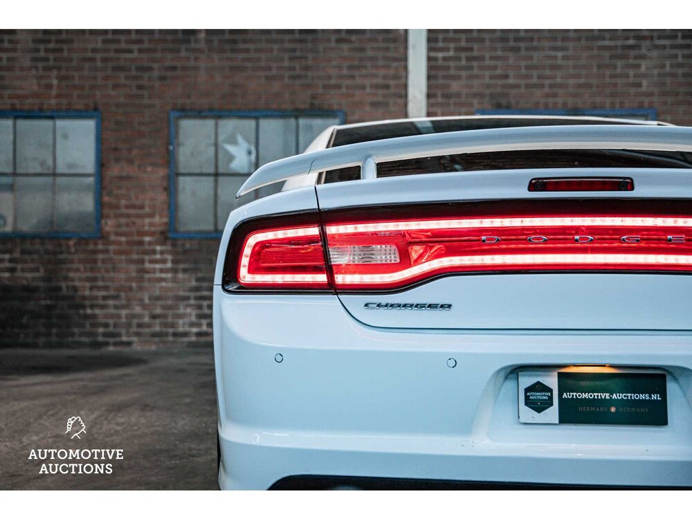 Dodge Charger SRT-8 6.4 V8 HEMI 477hp 2014, N-915-JF