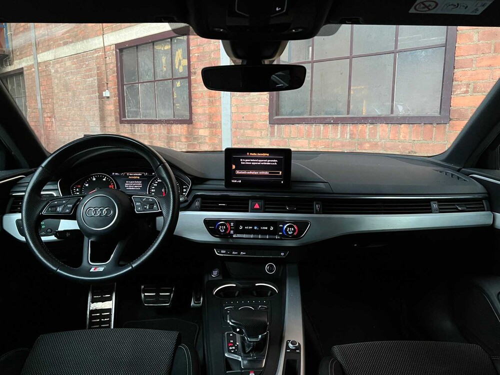 Audi A4 Avant S-Line 2.0 TDI Sport Edition 150hp 2018 ORIG-NL, PX-033-L