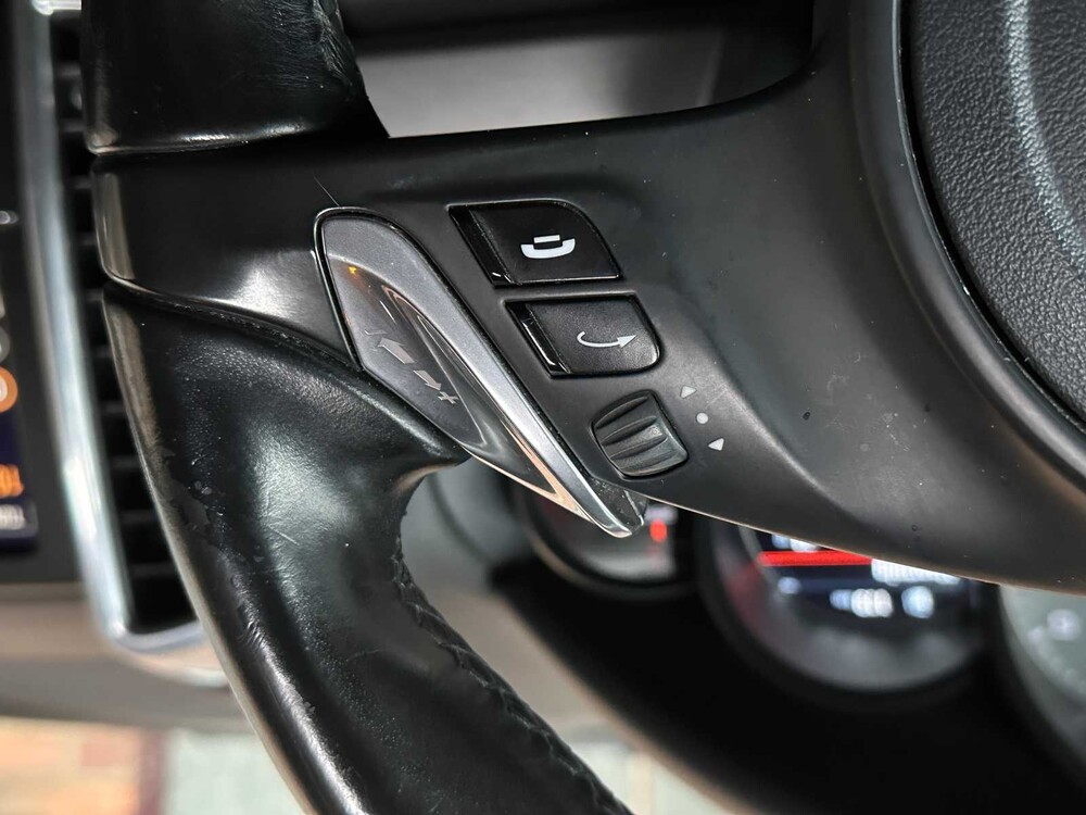 Porsche Cayenne S Hybrid 3.0 V6 380hp 2012, 7-KZH-17