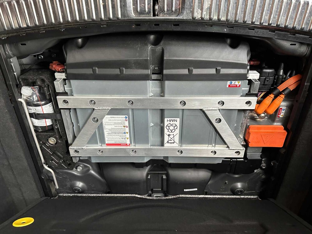 Porsche Cayenne S Hybrid 3.0 V6 380hp 2012, 7-KZH-17