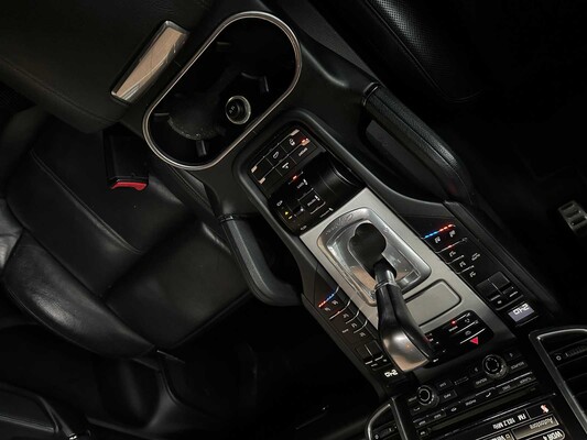 Porsche Cayenne S Hybrid 3.0 V6 380PS 2012, 7-KZH-17