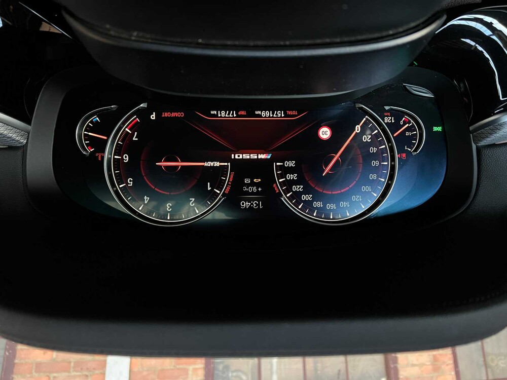 BMW M550i M-Sport xDrive 4.4 V8 High Executive 462hp 2017 5-Series (ORIGINAL-NL), PD-514-S