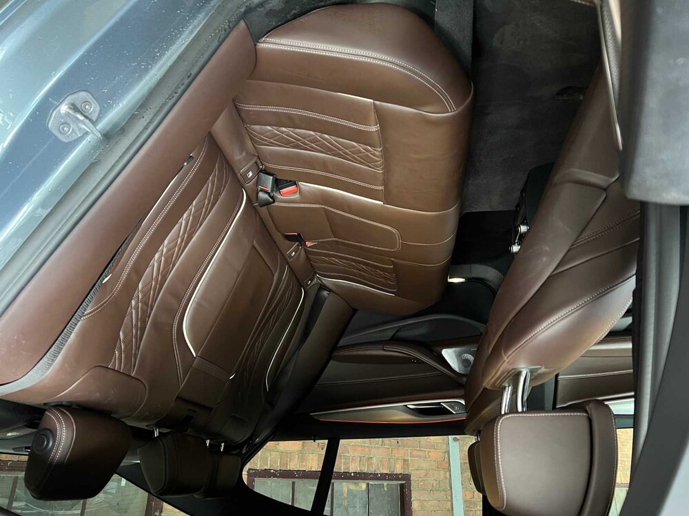 BMW M550i M-Sport xDrive 4.4 V8 High Executive 462hp 2017 5-Series (ORIGINAL-NL), PD-514-S