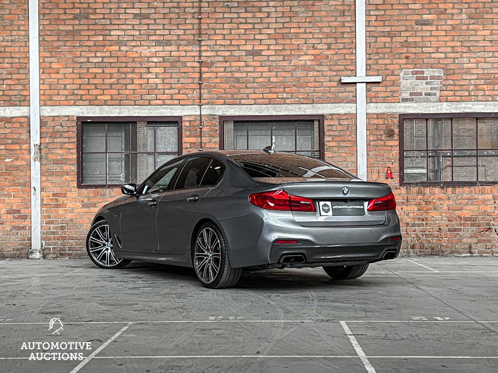 BMW M550i M-Sport xDrive 4.4 V8 High Executive 462hp 2017 5-Series (ORIGINAL-NL), PD-514-S