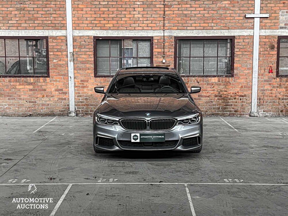 BMW M550i M-Sport xDrive 4.4 V8 High Executive 462hp 2017 5-Series (ORIGINAL-NL), PD-514-S