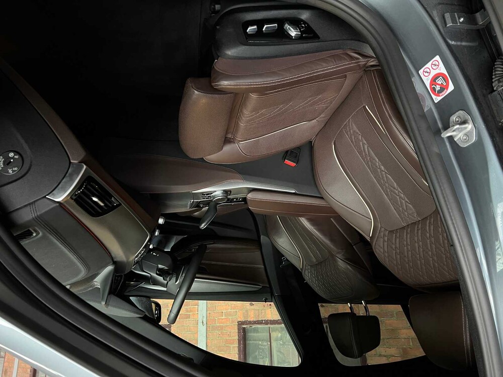 BMW M550i M-Sport xDrive 4.4 V8 High Executive 462hp 2017 5-Series (ORIGINAL-NL), PD-514-S