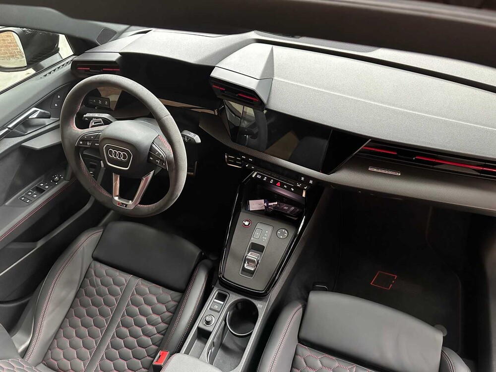 Audi RS3 Sportback 2.5 TFSI Quattro 400PS -AKRAPOVIC- 2023 -CARBON-, T-396-BJ