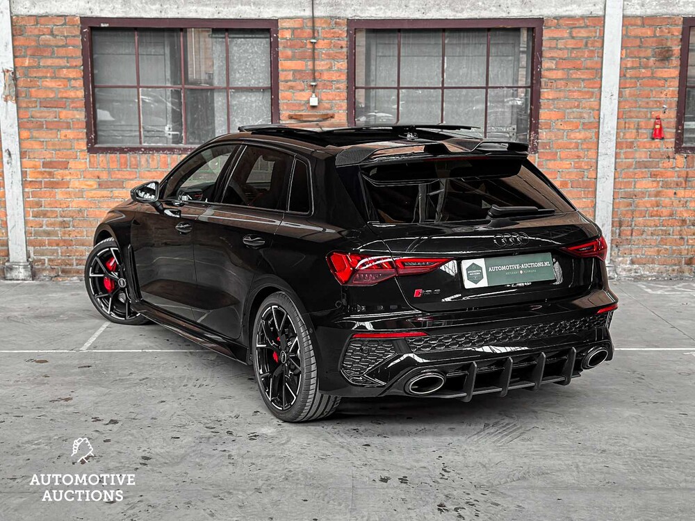 Audi RS3 Sportback 2.5 TFSI Quattro 400PS -AKRAPOVIC- 2023 -CARBON-, T-396-BJ