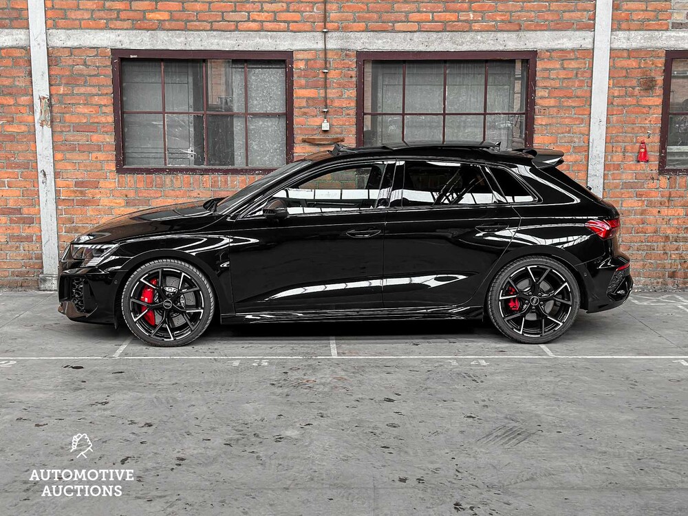 Audi RS3 Sportback 2.5 TFSI Quattro 400PS -AKRAPOVIC- 2023 -CARBON-, T-396-BJ