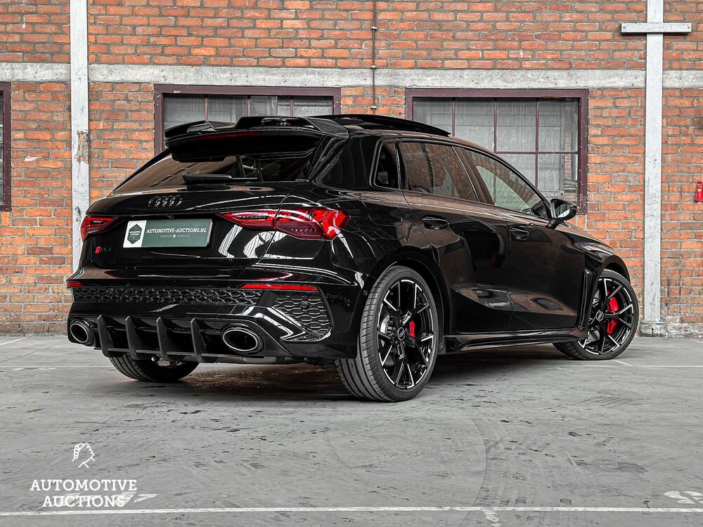 Audi RS3 Sportback 2.5 TFSI Quattro 400PS -AKRAPOVIC- 2023 -CARBON-, T-396-BJ