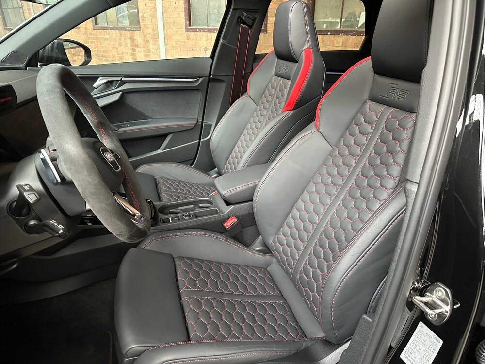 Audi RS3 Sportback 2.5 TFSI Quattro 400PS -AKRAPOVIC- 2023 -CARBON-, T-396-BJ