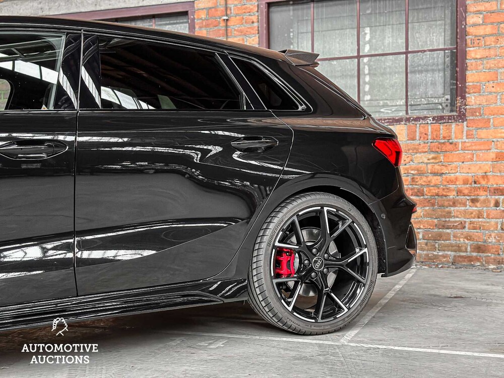 Audi RS3 Sportback 2.5 TFSI Quattro 400PS -AKRAPOVIC- 2023 -CARBON-, T-396-BJ