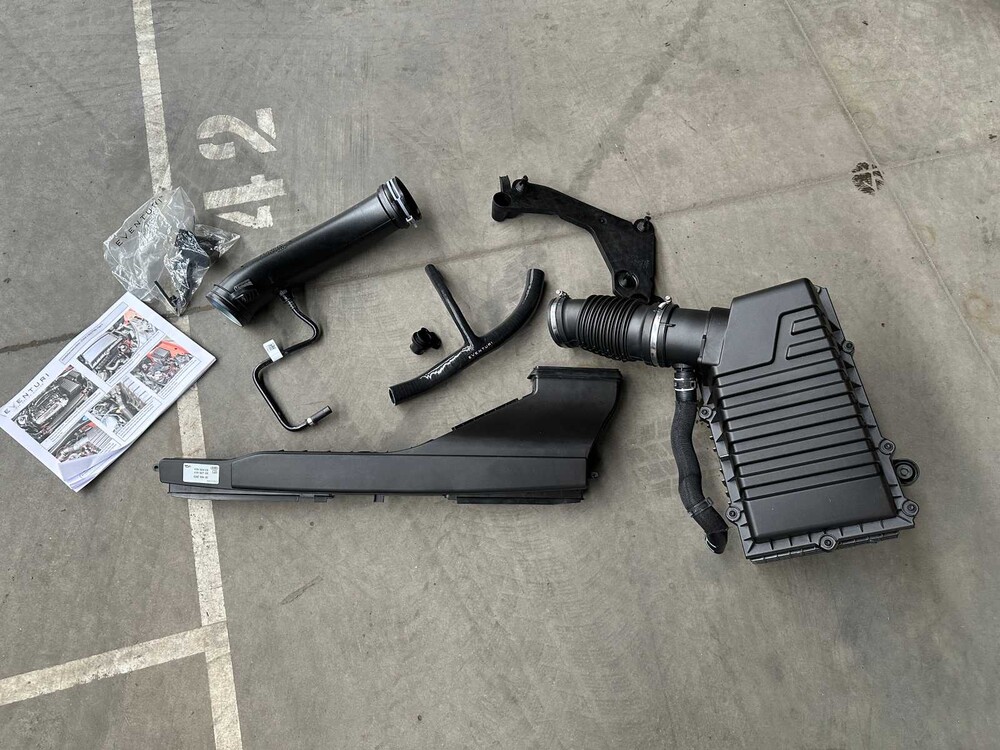 Audi RS3 Sportback 2.5 TFSI Quattro 400PS -AKRAPOVIC- 2023 -CARBON-, T-396-BJ