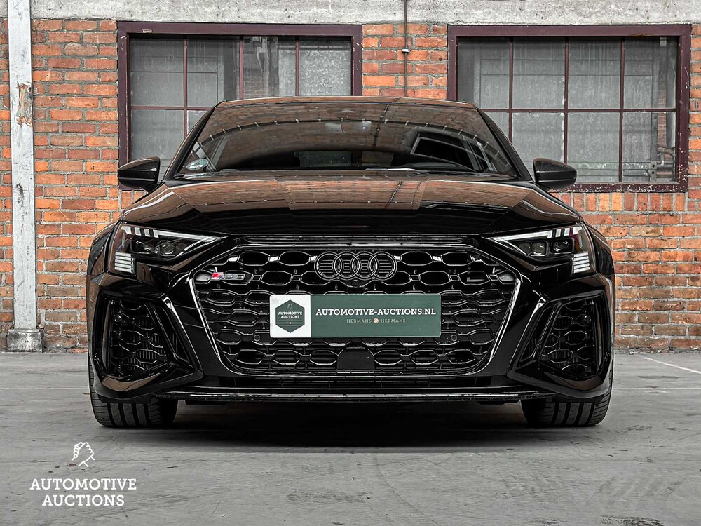 Audi RS3 Sportback 2.5 TFSI Quattro 400PS -AKRAPOVIC- 2023 -CARBON-, T-396-BJ