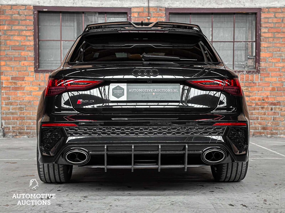 Audi RS3 Sportback 2.5 TFSI Quattro 400PS -AKRAPOVIC- 2023 -CARBON-, T-396-BJ