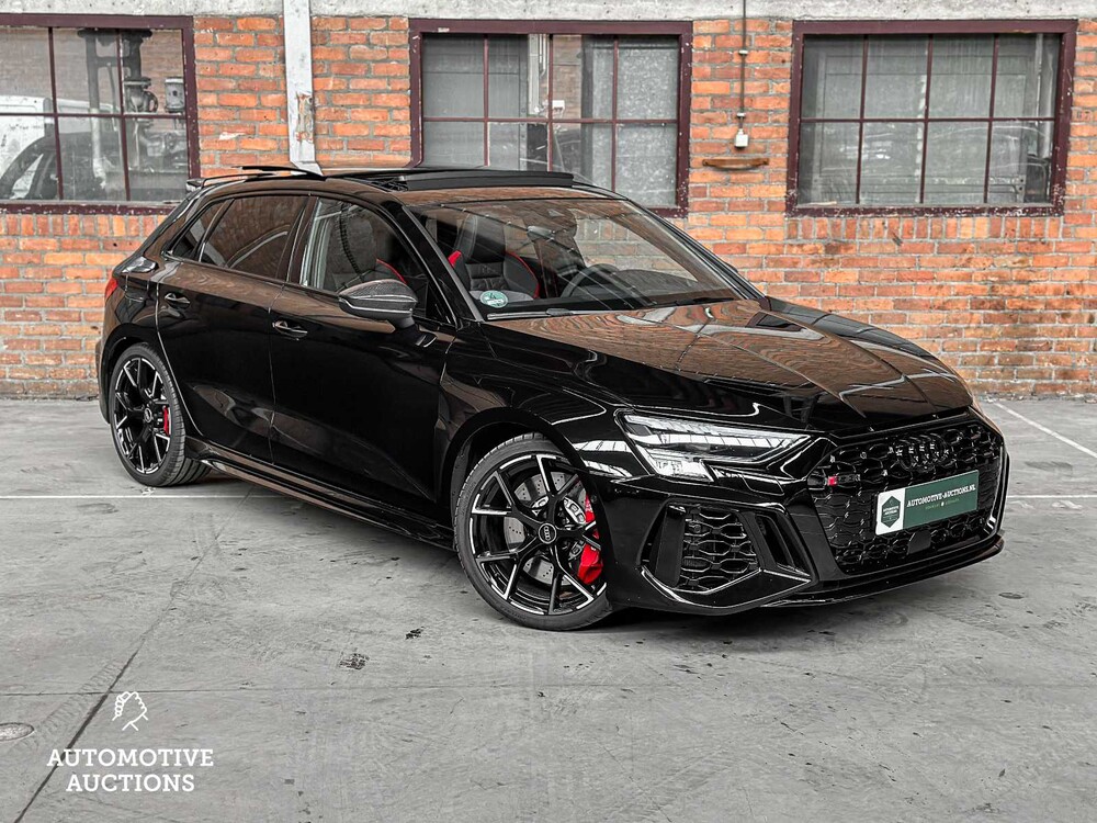 Audi RS3 Sportback 2.5 TFSI Quattro 400PS -AKRAPOVIC- 2023 -CARBON-, T-396-BJ