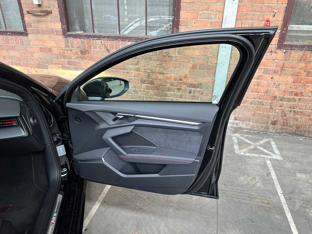 Audi RS3 Sportback 2.5 TFSI Quattro 400PS -AKRAPOVIC- 2023 -CARBON-, T-396-BJ