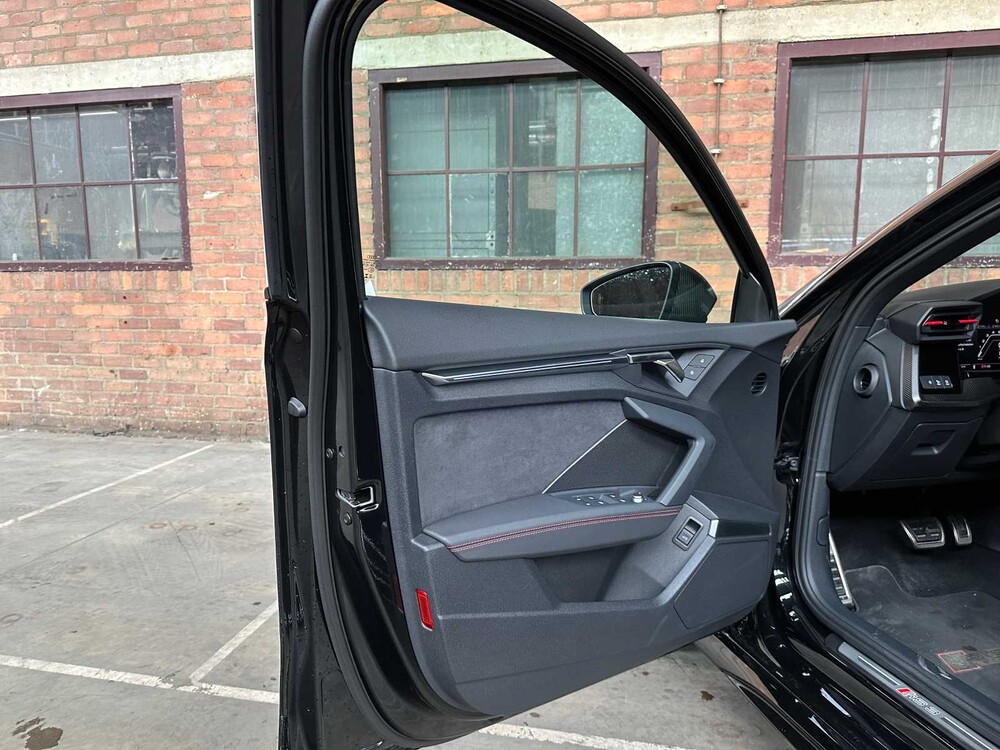 Audi RS3 Sportback 2.5 TFSI Quattro 400PS -AKRAPOVIC- 2023 -CARBON-, T-396-BJ