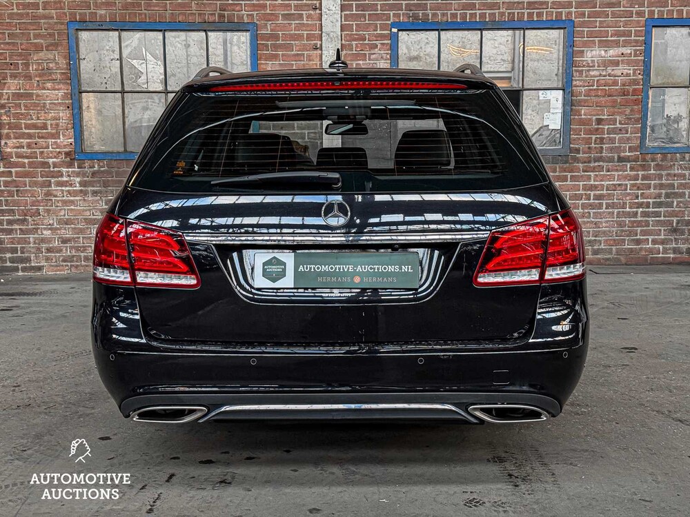 Mercedes-Benz E200 Kombi Avantgarde 184PS 2016 E-Klasse -Orig. NL-, R-110-TS