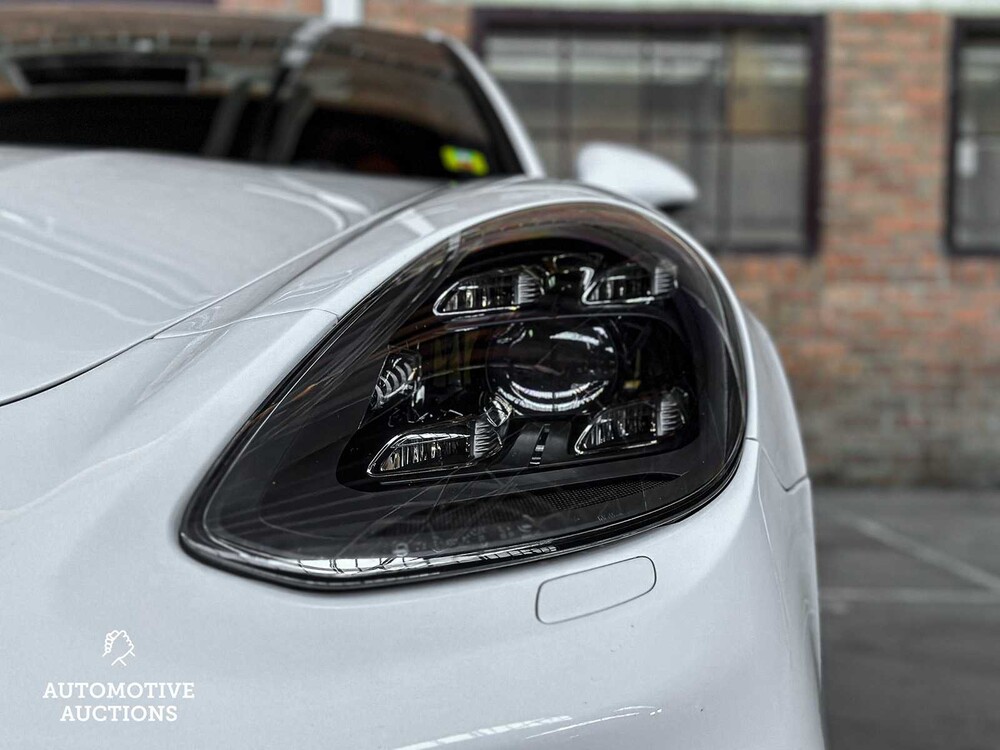 Porsche Panamera Turbo 4.0 V8 549pk Sport-Chrono 2017 -CARBON-
