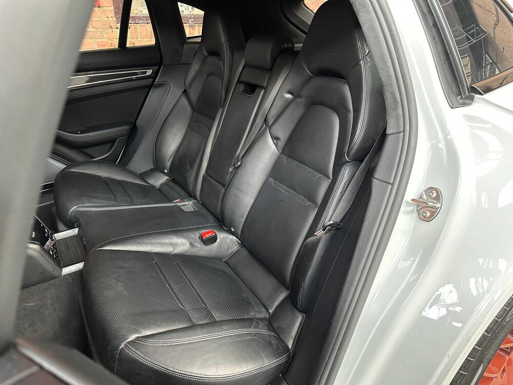 Porsche Panamera Turbo 4.0 V8 549pk Sport-Chrono 2017 -CARBON-