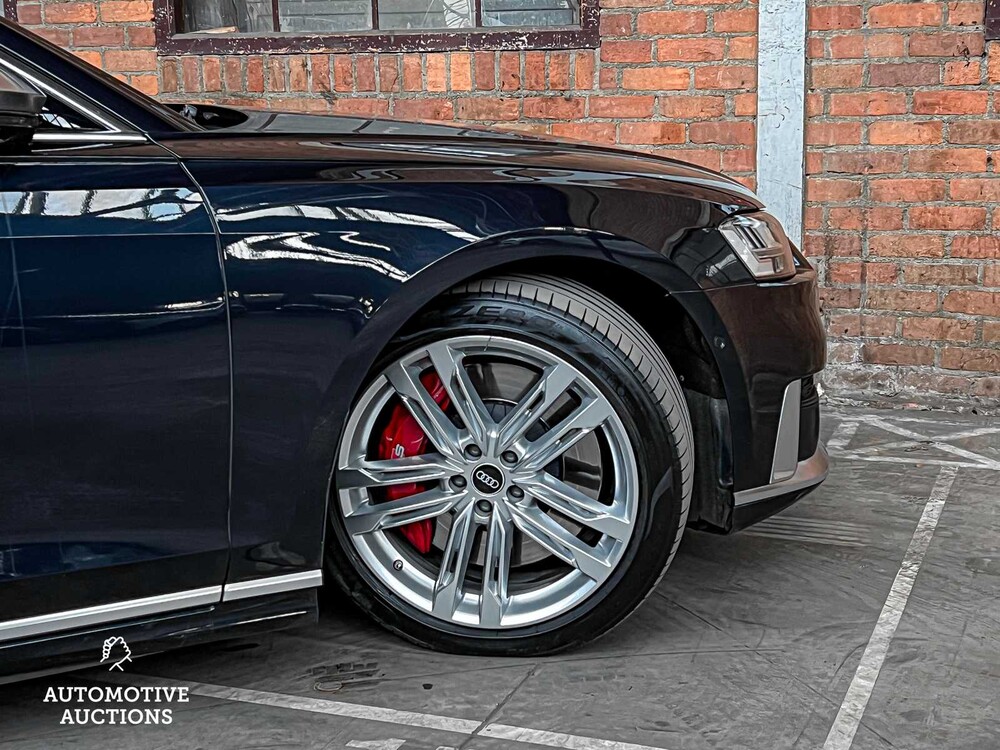 Audi S8 4.0 TFSI V8 Quattro S-Line 571PS 2021 NEU-MODELL