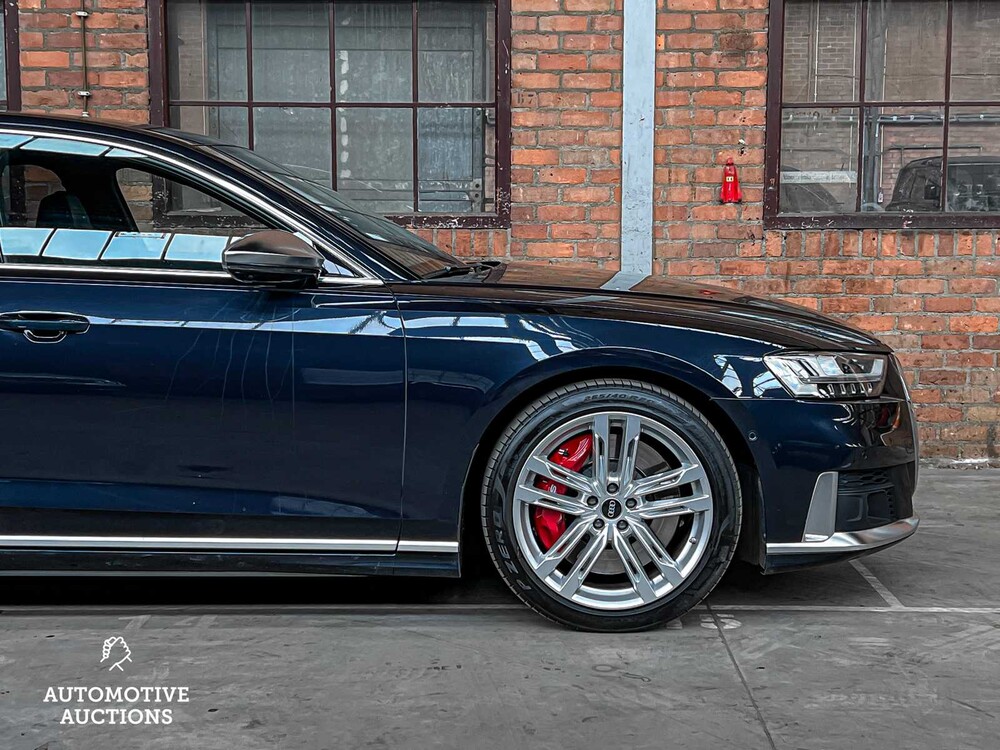 Audi S8 4.0 TFSI V8 Quattro S-Line 571PS 2021 NEU-MODELL