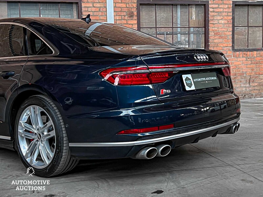Audi S8 4.0 TFSI V8 Quattro S-Line 571PS 2021 NEU-MODELL