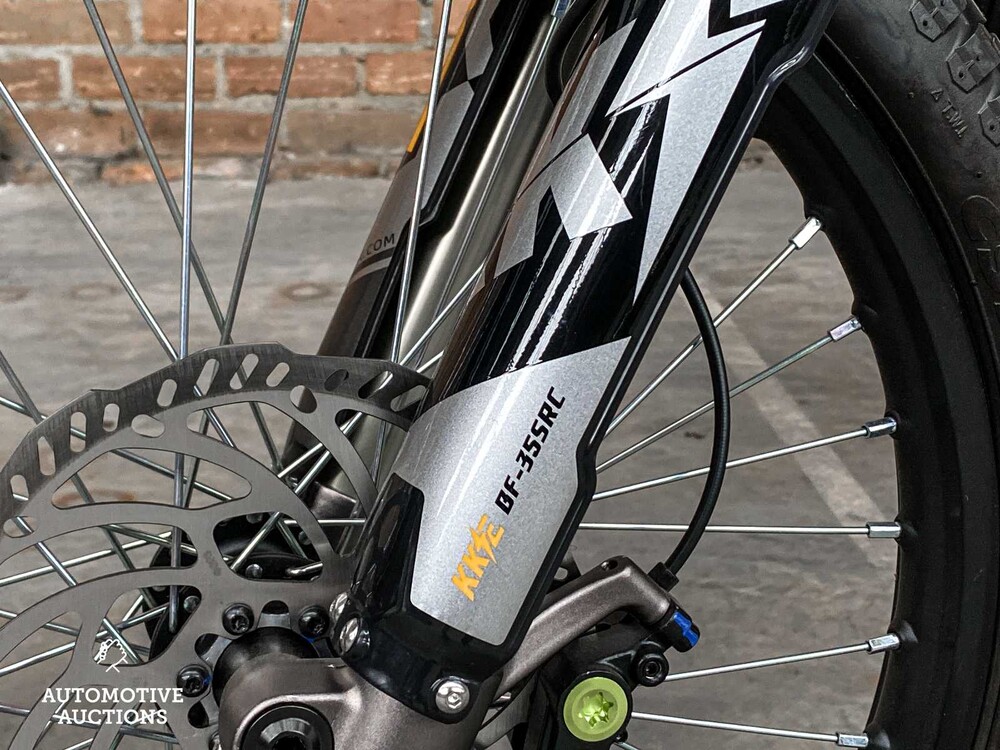 Sur-Ron Light Bee A067 L1EX Elektrische Enduro Crossmotor (nieuw uit doos)