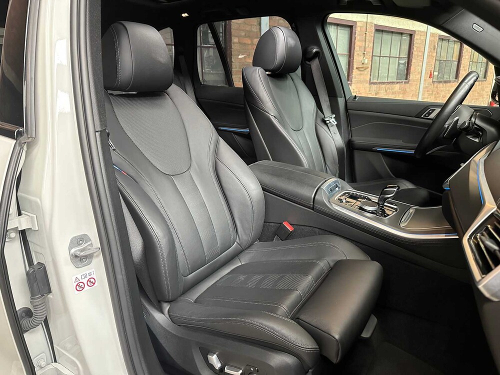 BMW X5 xDrive45e M-Sport Hybrid 394hp 2022 -Manufacturer's Warranty-