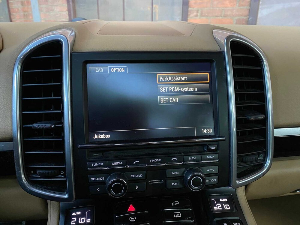 Porsche Cayenne S E-Hybrid 3.0 V6 416PS Plug-In FACELIFT 2015 ORIG-GB, 3-ZHG-85