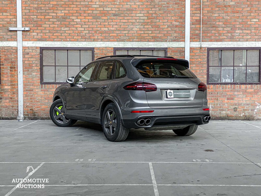 Porsche Cayenne S E-Hybrid 3.0 V6 416PS Plug-In FACELIFT 2015 ORIG-GB, 3-ZHG-85