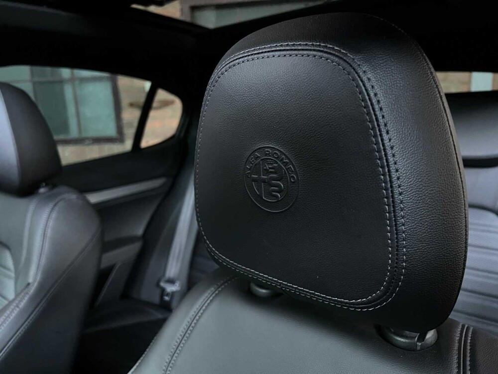 Alfa Romeo Stelvio VELOCE 2.0T AWD 280PS 2020, S-517-SK