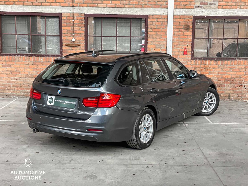 BMW 318d Touring 143hp 2015 3-Series