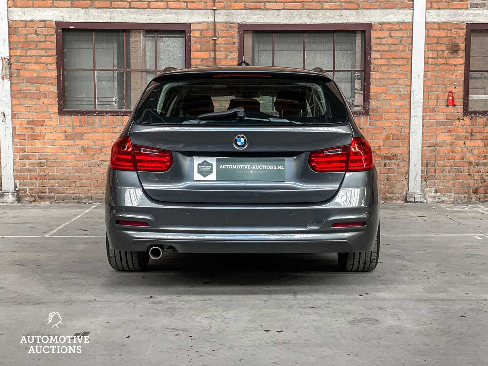 BMW 318d Touring 143hp 2015 3-Series