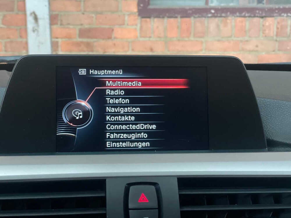 BMW 318d Touring 143hp 2015 3-Series