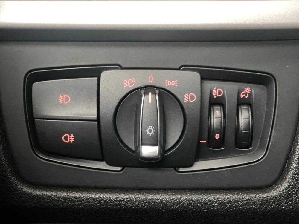 BMW 318d Touring 143hp 2015 3-Series