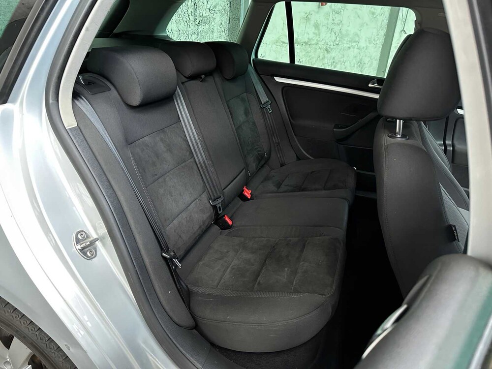 Volkswagen Golf Variant 1.2 TSI 105PS 2012 -Orig. GB-, 80-XLL-8