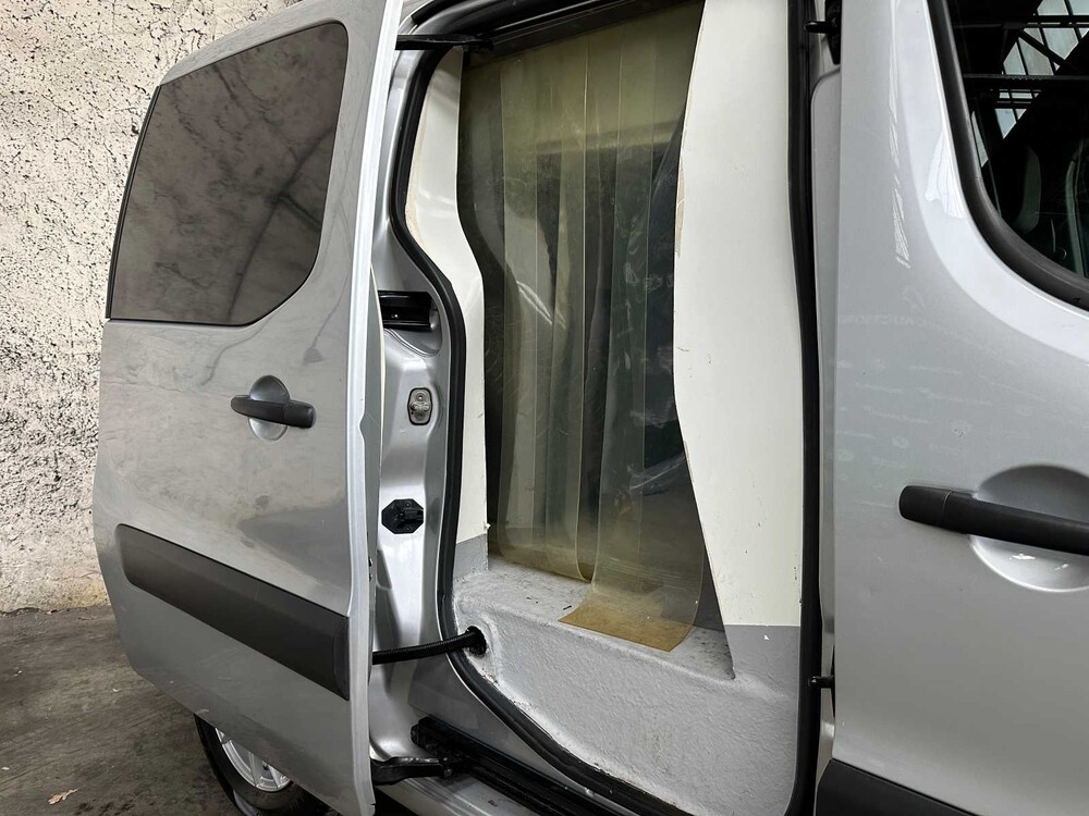 Citroen Berlingo 1.6 HDI 75 Club 75PS 2015, V-346-XX -Kühlwagen-