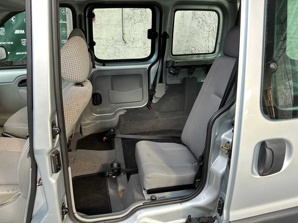 Renault Kangoo 1.6-16V Expression Luxe 95PS 2006 -Orig. NL-, 33-SJ-ZL -Rollstuhlwagen- Doppelschiebetür -